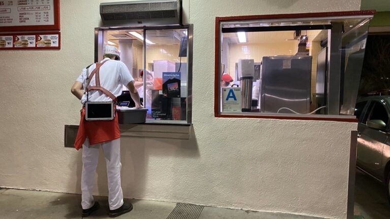 in n out burger pomona 2