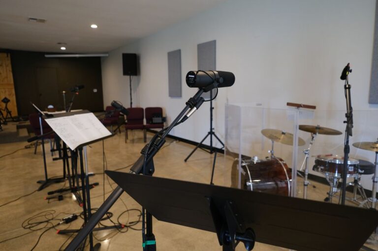 solid rock church claremont 3