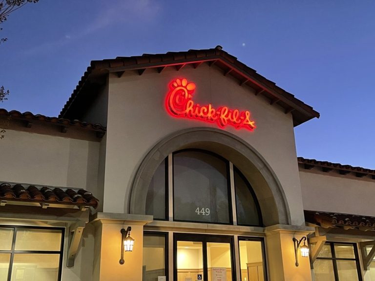chick fil a thousand oaks 4