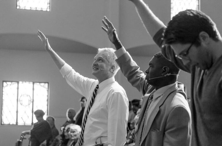 emmanuel reformed church paramount