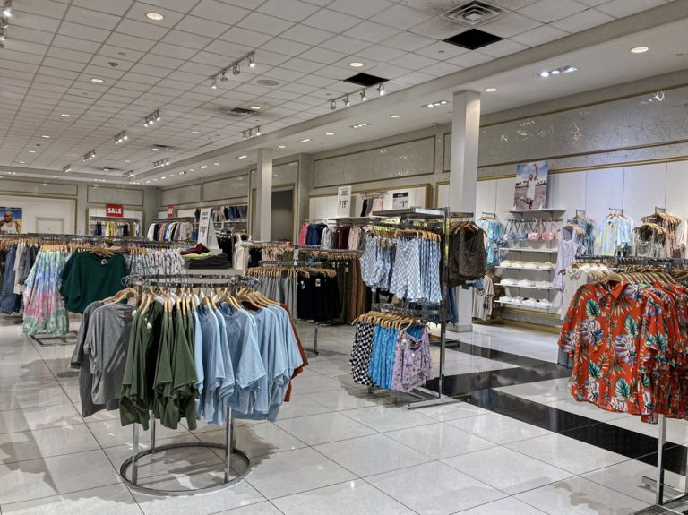 forever 21 bakersfield 2