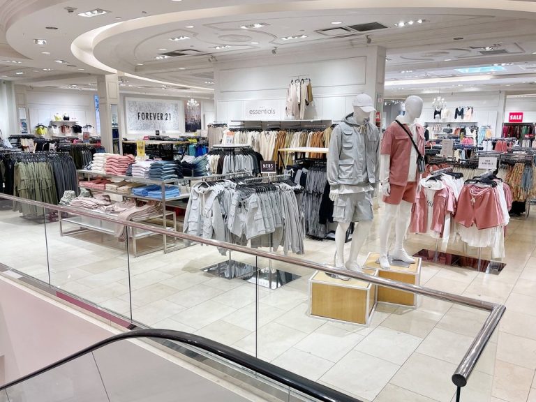 forever 21 sherman oaks 2