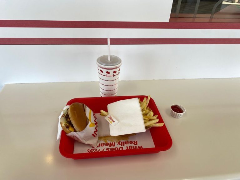 in n out burger corona