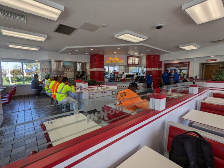 in n out burger milpitas