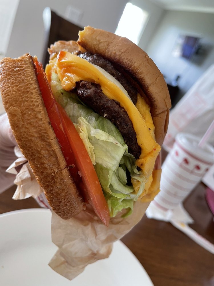 in n out burger riverside 2