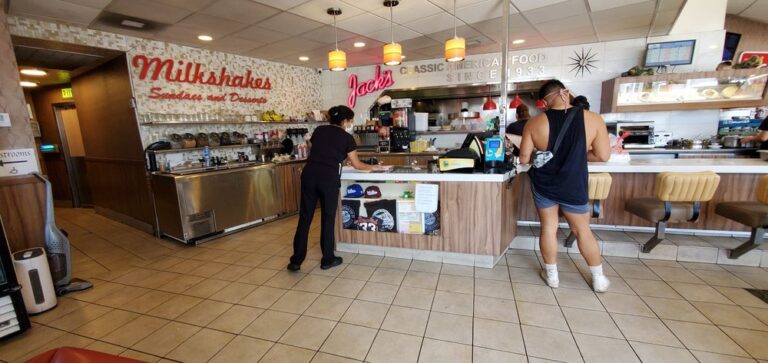 jacks whittier restaurant whittier