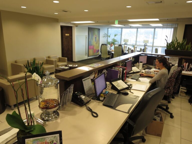 leading tax group encino