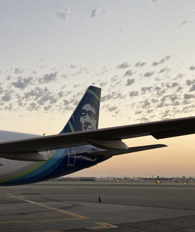 alaska airlines burbank