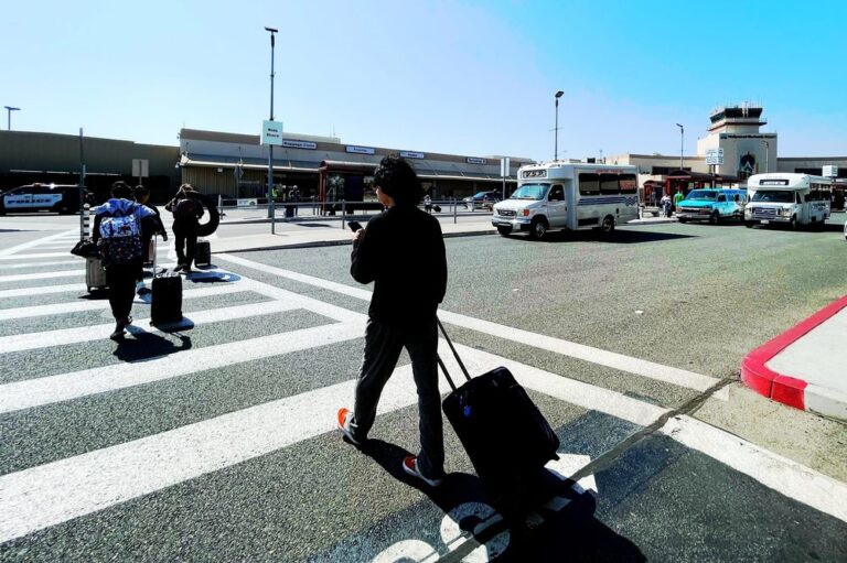 alaska airlines burbank