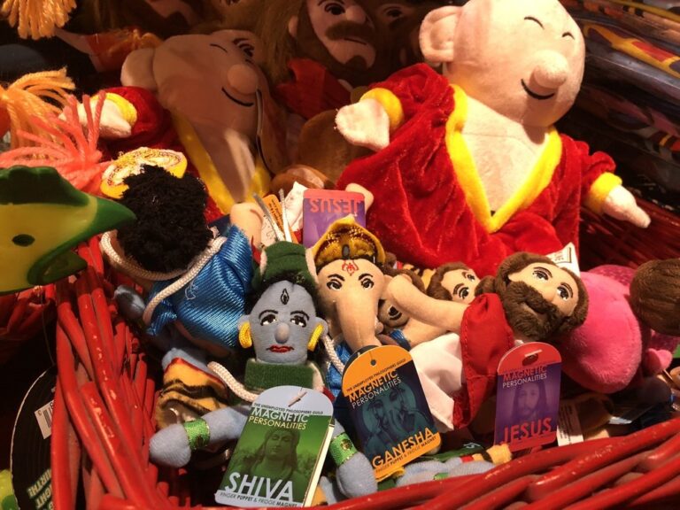 psychic eye book shops torrance 3