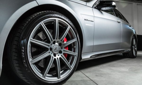 black and white car rental lax inglewood