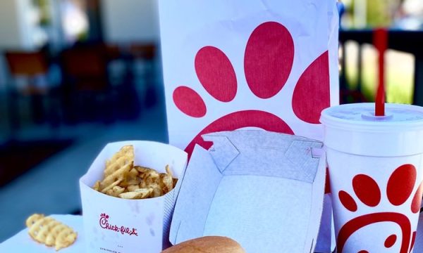 chick fil a burbank 5