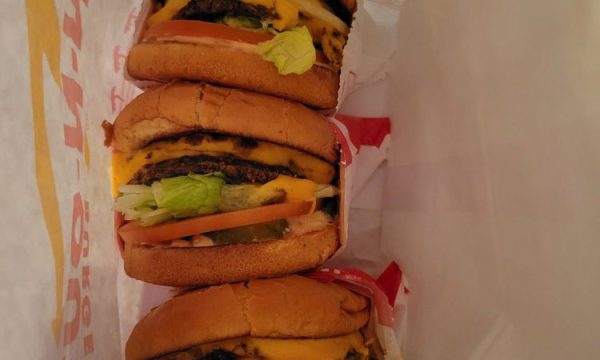 in n out burger moreno valley 2