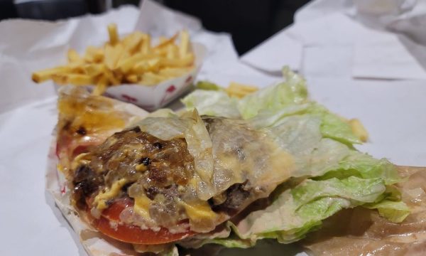 in n out burger seal beach